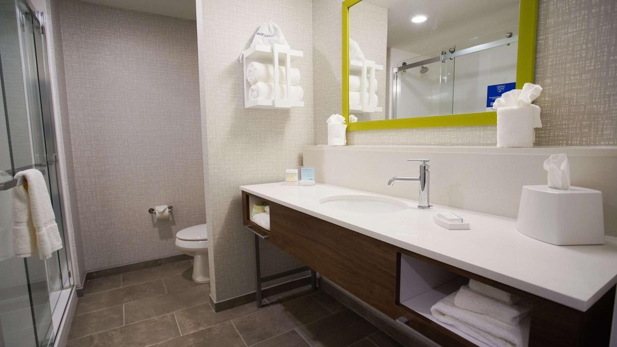 Hampton & St Clairsville, Oh Hotel 3*